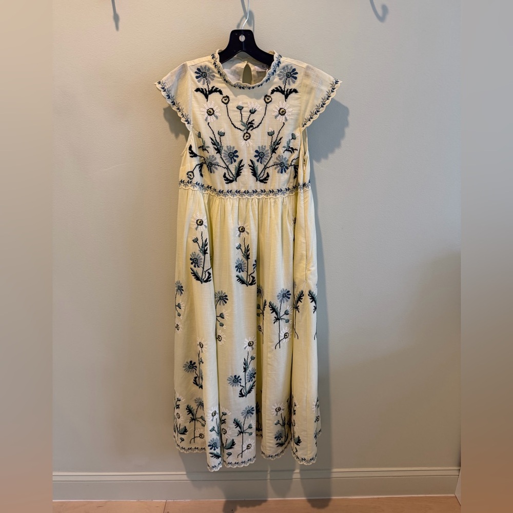Audra Dress - Picture 4 of 5